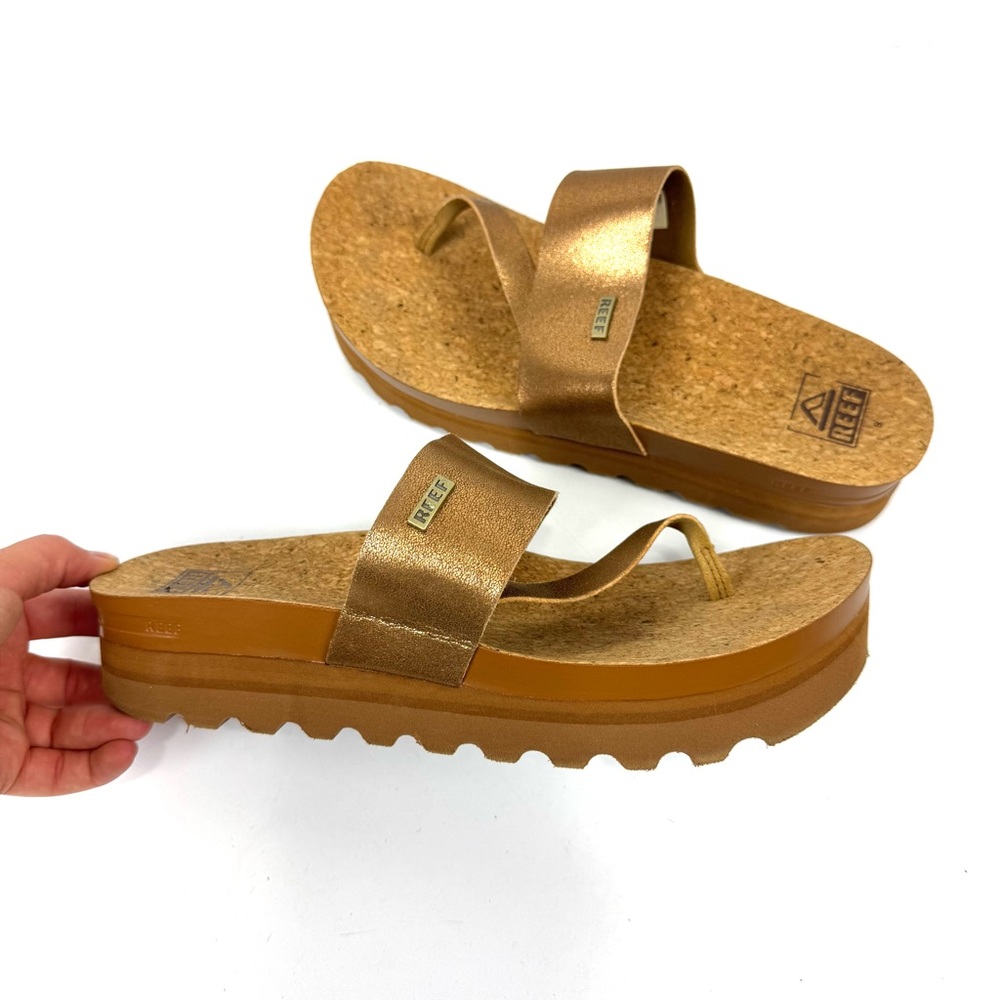 Reef Women’s Metallic Gold Platform Sandals